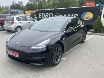 Авто Tesla Model 3 2019 № 7669896