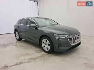 Авто Audi E-Tron 2020 № 7669933
