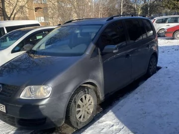 Авто Volkswagen Touran 2005 № 7670074