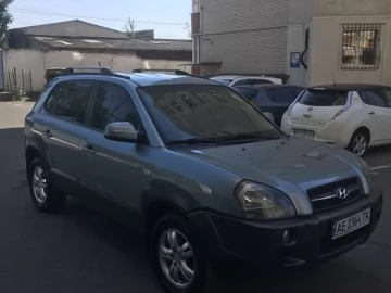 Авто Hyundai Tucson 2008 № 7670140