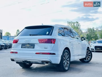 Авто Audi Q7 2015 № 7670277