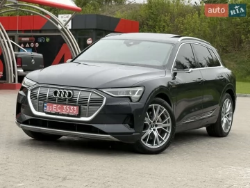 Авто Audi E-Tron 2020 № 7670287