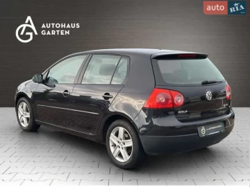 Авто Volkswagen Golf 2004 № 7670383