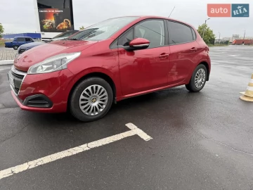 Авто Peugeot 208 2015 № 7670441