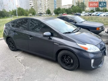 Авто Toyota Prius 2012 № 7670472