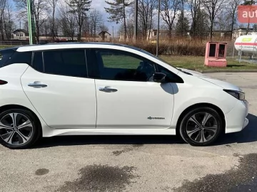 Авто Nissan Leaf 2018 № 7670506
