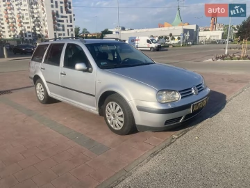 Авто Volkswagen Golf 2004 № 7670616