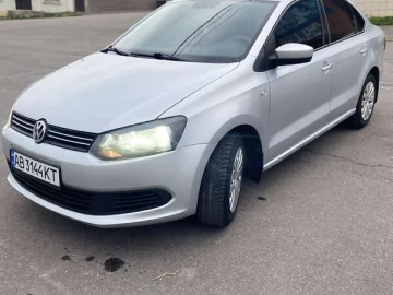Авто Volkswagen Polo 2014 № 7670731