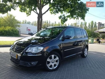 Авто Volkswagen Touran 2008 № 7670757