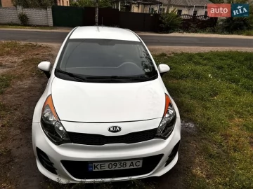 Авто KIA Rio 2015 № 7670767