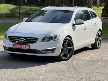Авто Volvo V60 2015 № 7670872