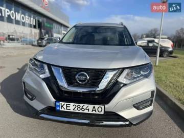 Авто Nissan Rogue 2018 № 7670903