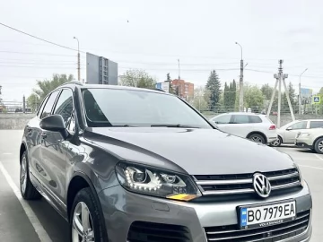 Авто Volkswagen Touareg 2013 № 7670915