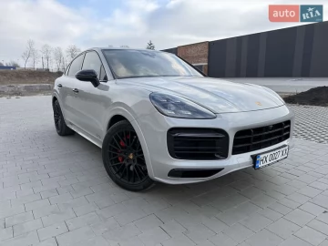 Авто Porsche Cayenne 2021 № 7671089