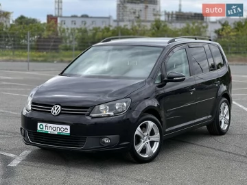 Авто Volkswagen Touran 2011 № 7671123