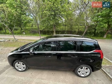 Авто Peugeot 5008 2013 № 7671154