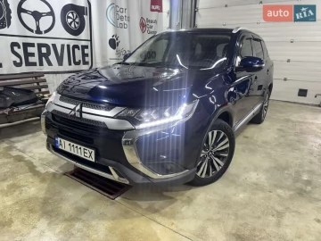 Авто Mitsubishi Outlander 2020 № 7671202