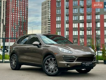 Авто Porsche Cayenne 2012 № 7671203