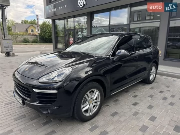 Авто Porsche Cayenne 2016 № 7671431