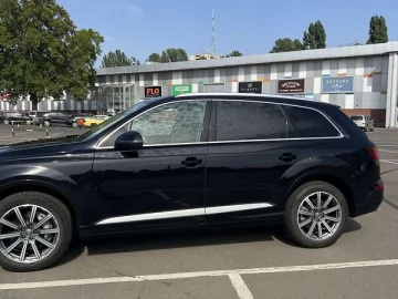 Авто Audi Q7 2018 № 7671439