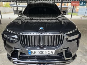 Авто BMW X7 2023 № 7671442