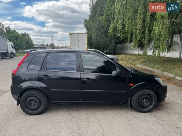 Авто Ford Fiesta 2003 № 7671447