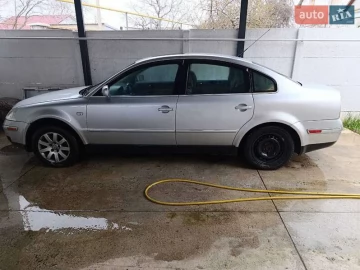 Авто Volkswagen Passat 2003 № 7671452