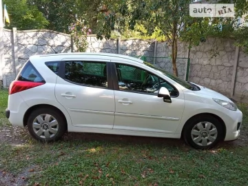 Авто Peugeot 207 2012 № 7671492