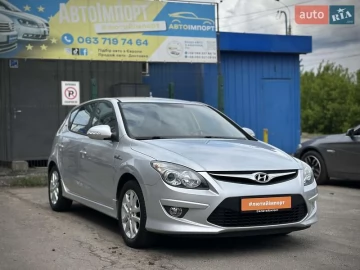 Авто Hyundai I30 2010 № 7671516