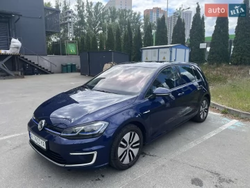 Авто Volkswagen E-Golf 2017 № 7671580