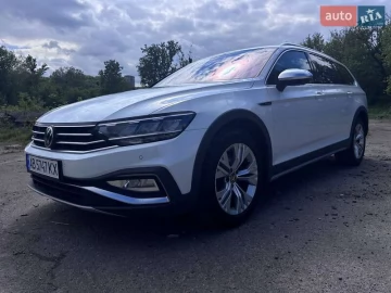 Авто Volkswagen Passat 2021 № 7671607