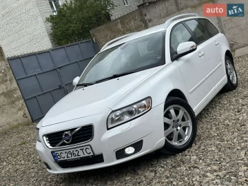 Авто Volvo V50 2011 № 7671697