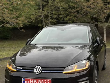 Авто Volkswagen E-Golf 2017 № 7671749