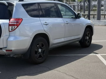Авто Toyota Rav4 2011 № 7671754