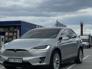 Авто Tesla Model X 2018 № 7671813
