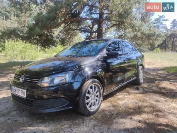 Авто Volkswagen Polo 2012 № 7671894