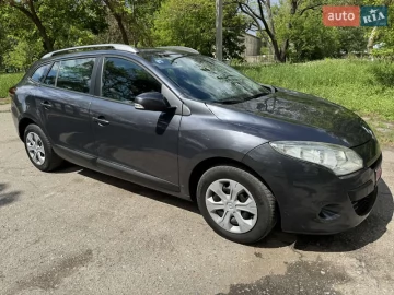Авто Renault Megane 2010 № 7671918