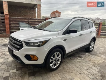 Авто Ford Escape 2018 № 7671953