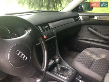 Авто Audi A6 2001 № 7672110