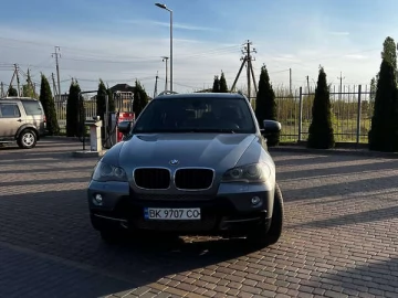 Авто BMW X5 2010 № 7672244