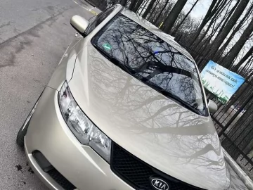 Авто KIA Cerato 2009 № 7672451