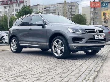 Авто Volkswagen Touareg 2016 № 7672576