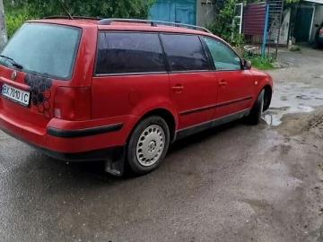 Авто Volkswagen Passat 2000 № 7672604