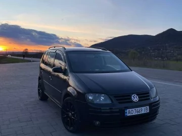 Авто Volkswagen Touran 2003 № 7672630