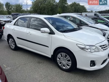Авто Toyota Corolla 2012 № 7672721