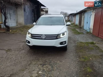 Авто Volkswagen Tiguan 2016 № 7672759