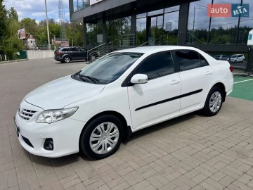 Авто Toyota Corolla 2012 № 7672836