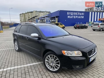 Авто Volvo V50 2008 № 7672977