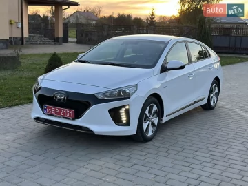 Авто Hyundai Ioniq 2019 № 7673020