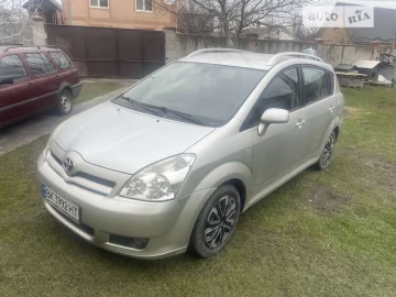 Авто Toyota Corolla Verso 2005 № 7673148